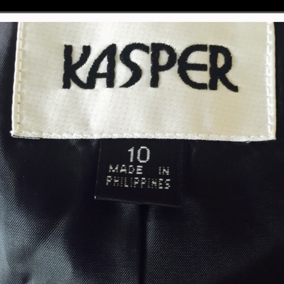 *Tuxedo Style Blazer* - Picture 4 of 4